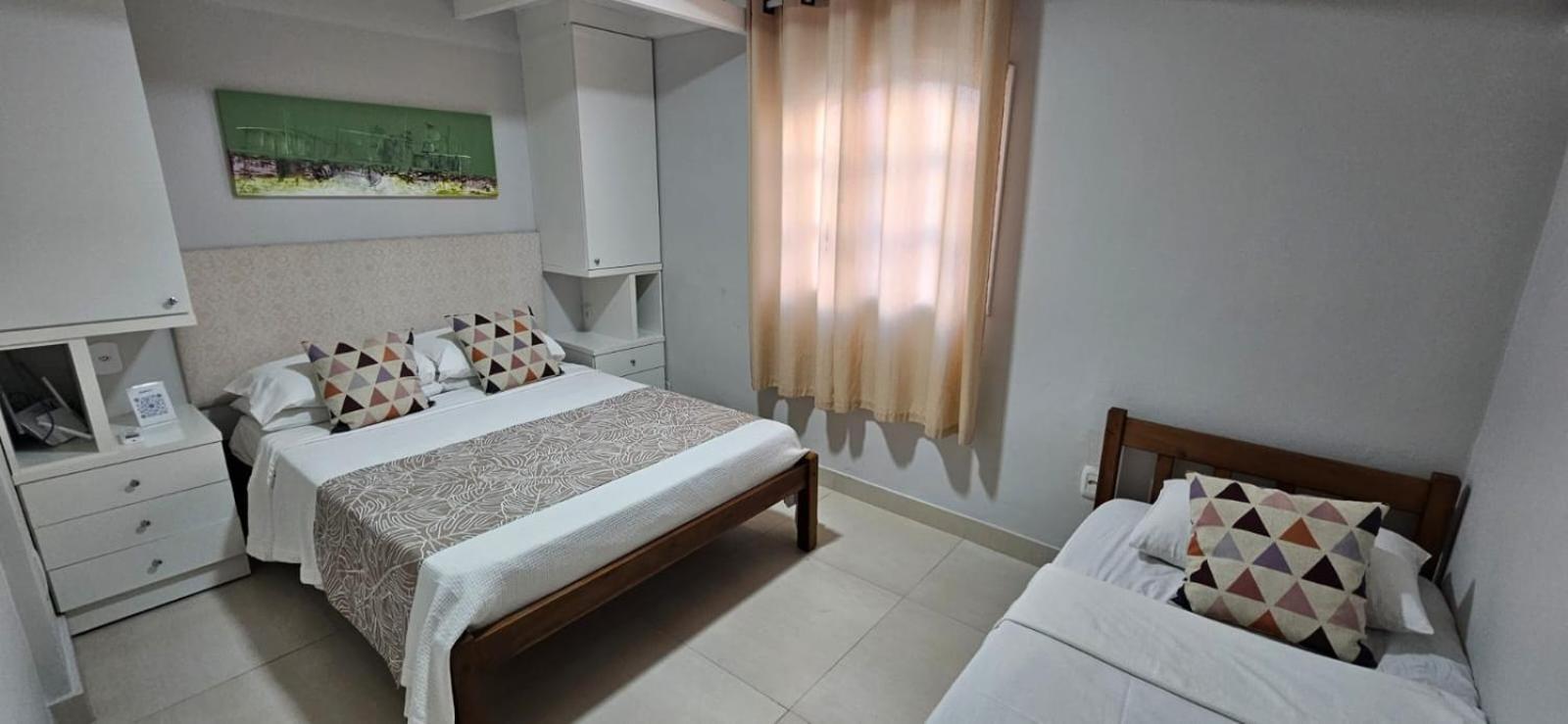 Moderno 4 Apartamento *